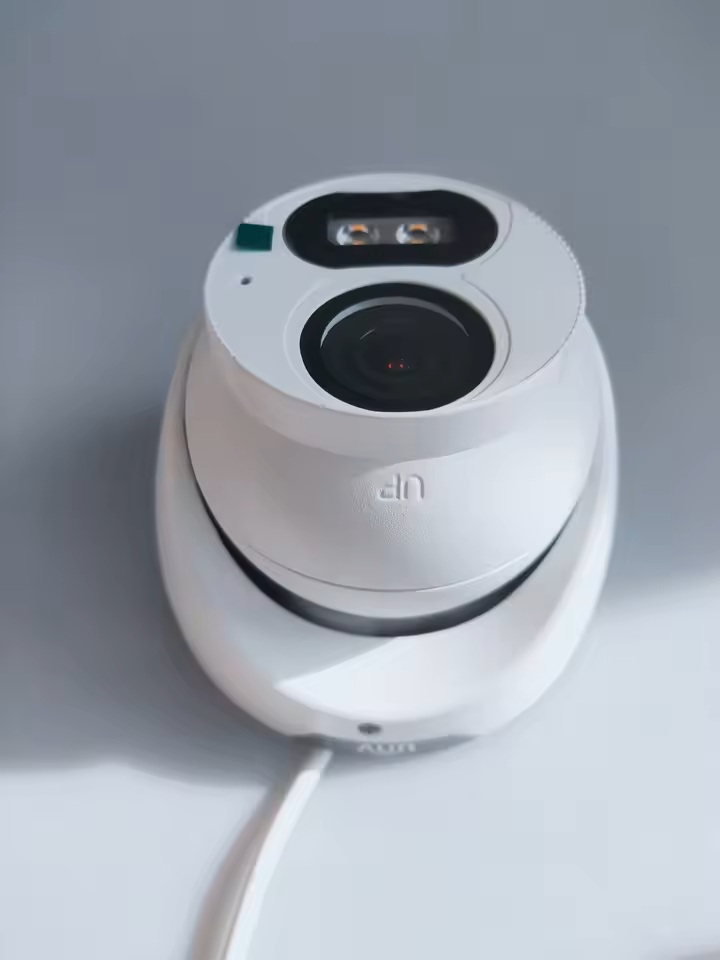 (image for) UNV 5MP LightHunter Weatherproof HD Turret TVI/AHD/CVI/CVBS Analog Security Camera with a 2.8mm Fixed Lens (UAC-T125-AF28M-W)