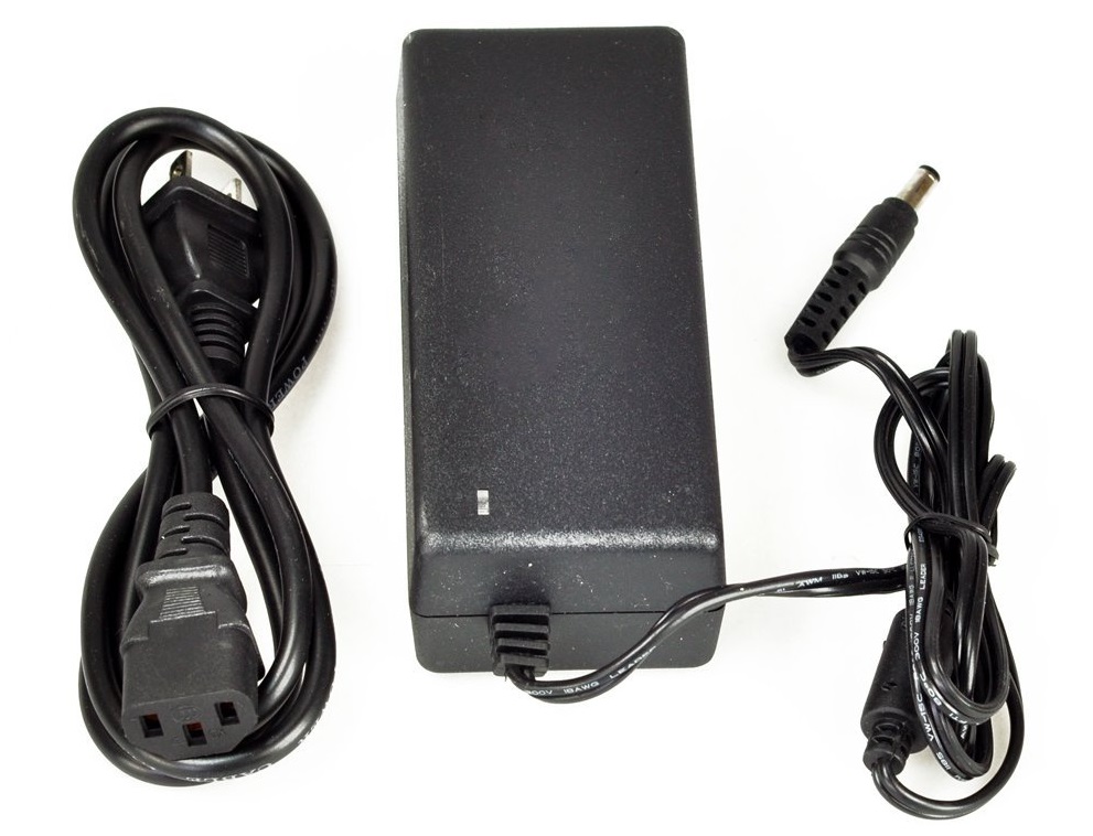 12 Volt DC 8500mA Power Supply Adapter for CCTV Camera